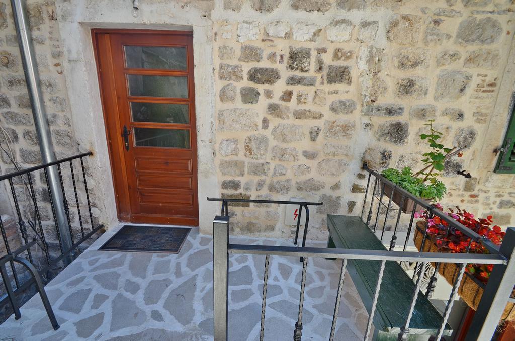 Apartments Historic Stone House โกตอร์ ห้อง รูปภาพ